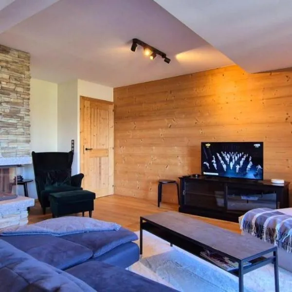 Les Flambeaux - Apartment with Panoramic View - Alp'in C, hotel din Châtel