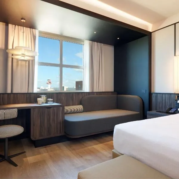 Hilton Rome Airport - photo 2