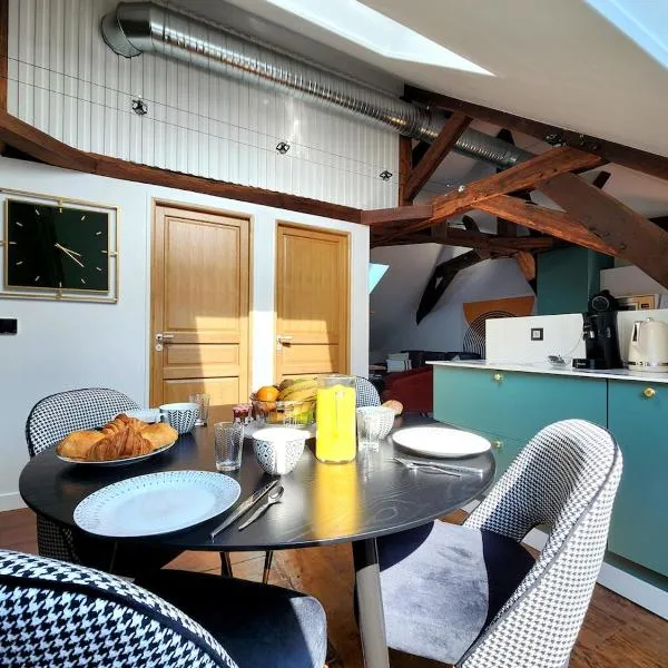 Les Bulles d'Aÿ - Loft, hotel em Ay