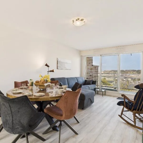 Appartement pour 6, vue mer, centre-ville, hotell i Erquy