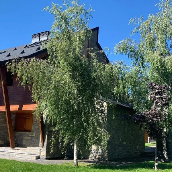 Chalet Anayet Lodge Luxury 5 Stars in Formigal, hotel en Formigal