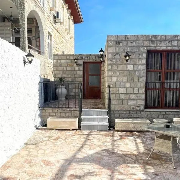 Guest House Bonaca, hotel en Ulcinj