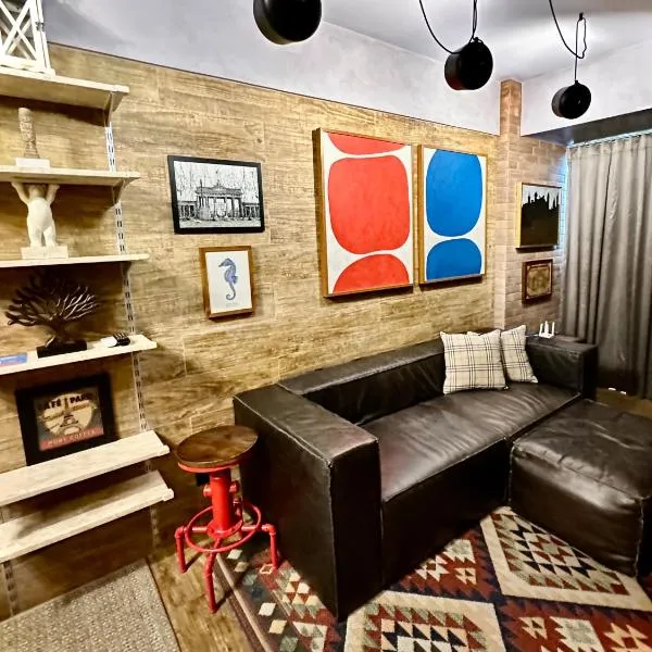 Ed Saint Moritz, Flat 01 com Garagem, SHN no Coração de Brasília, Hotel in Brasilia