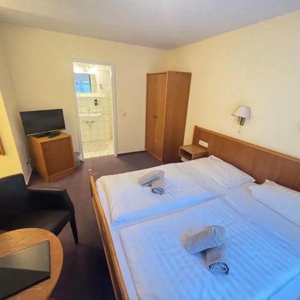 Hotel Müritzlicht, hotel v destinaci Waren