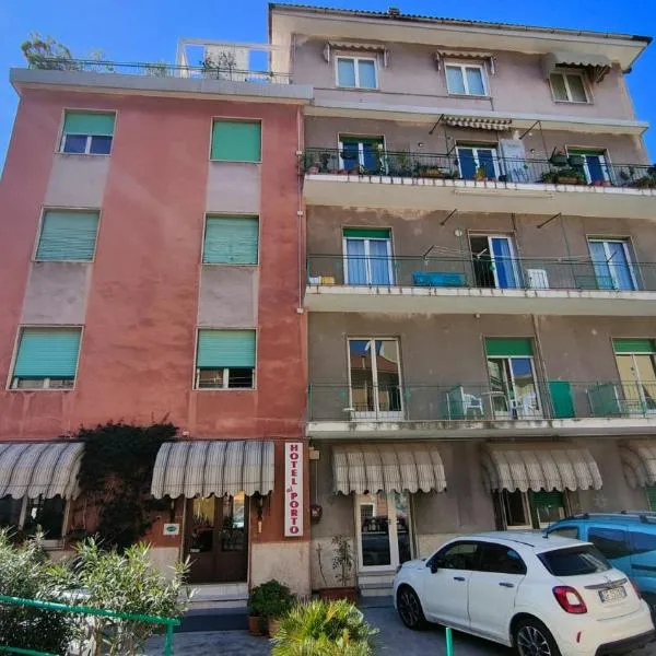 Hotel al Porto, hotel v destinácii Imperia