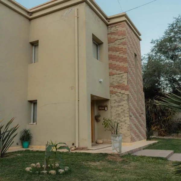 Casa CALA ENTRE EL VALLE DE BELÉN, hotel in Belén