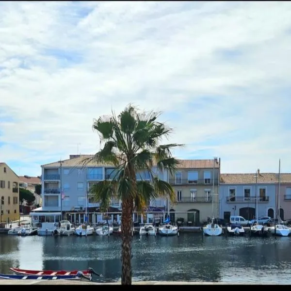 Appartement sur le Port de Meze, hotel di Mèze