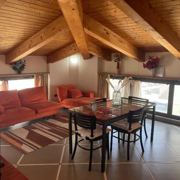 Appartamento via Giorgio Canale 72 – hotel w mieście Chiavari