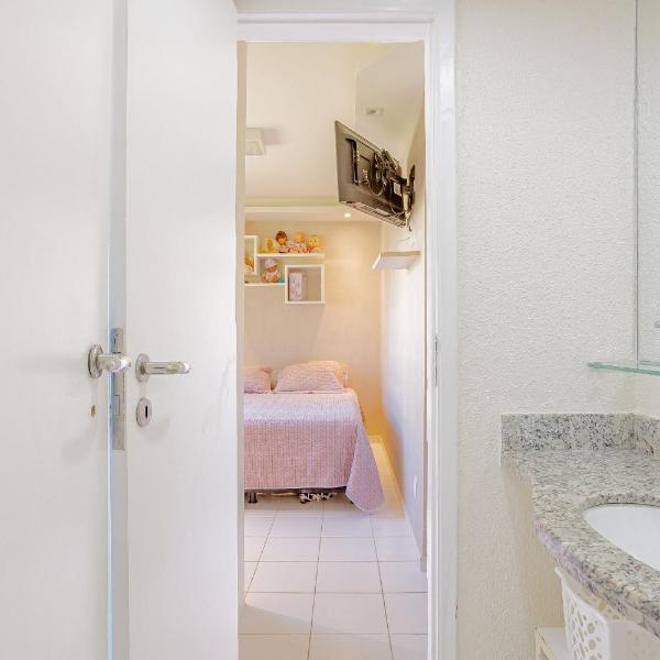 GB121 Lindo Apartamento com 3 Suítes - Guarajuba - Foto 3