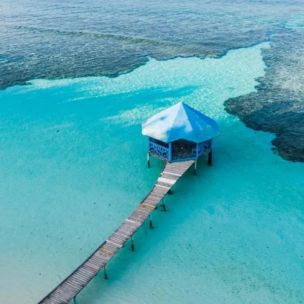Kihaa Holiday Home: Finolhu şehrinde bir otel