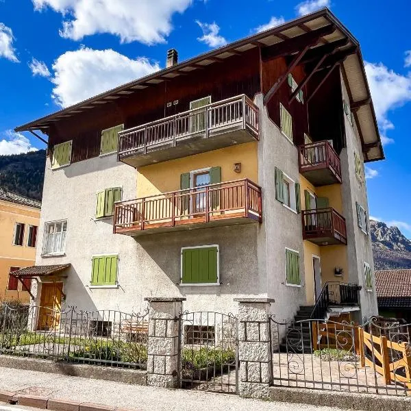 La casa di Leo, hotel u gradu Folgarija