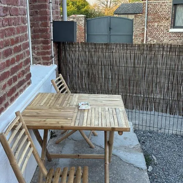 A la ferme eight, hotel v destinaci Récourt
