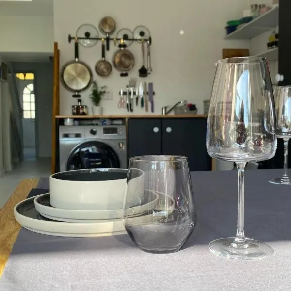 Bright & Spacious 2-Bed Townhouse, hotell sihtkohas Waterford