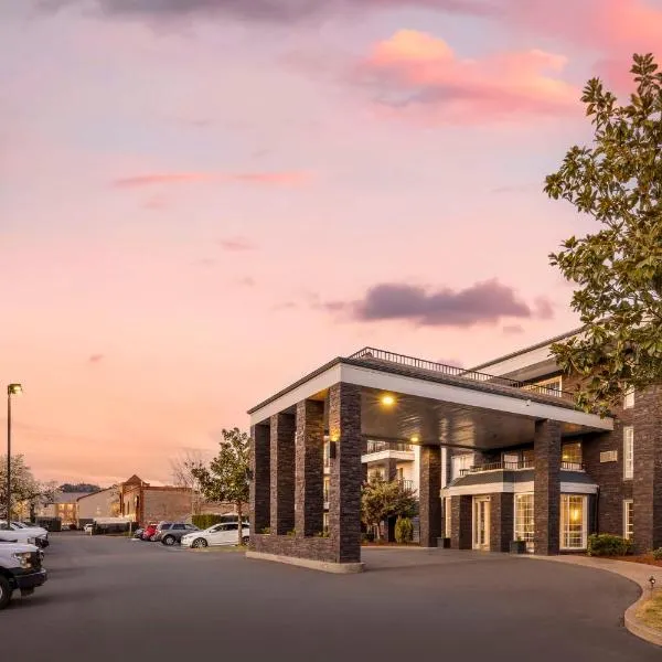 Best Western Plus Grand Manor Inn, hotel v destinaci Springfield