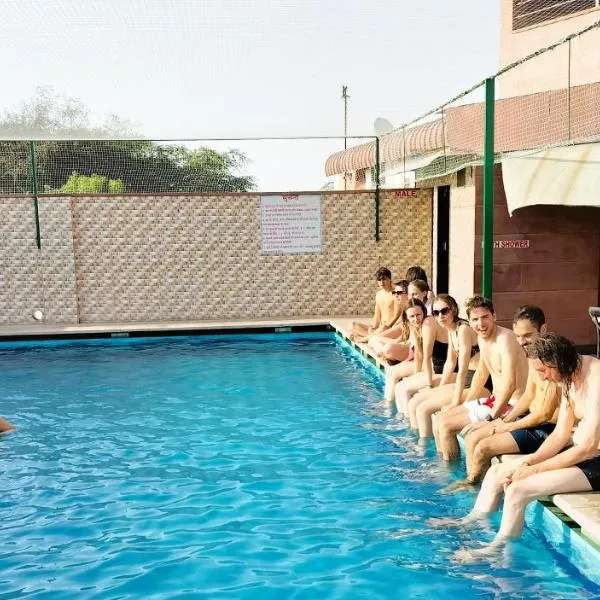 Apple Resort & Restaurant, hotel in Jodhpur