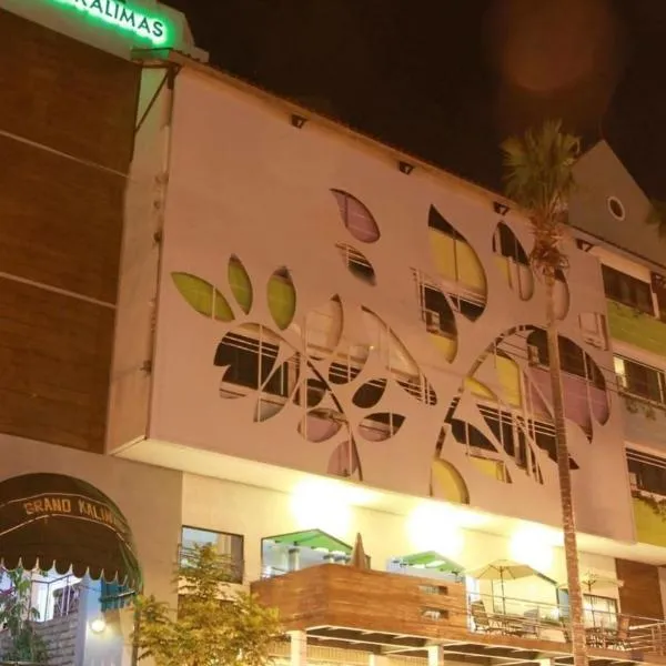 YUTAKA INN Kalimas Ampel Surabaya, hotel in Surabaya