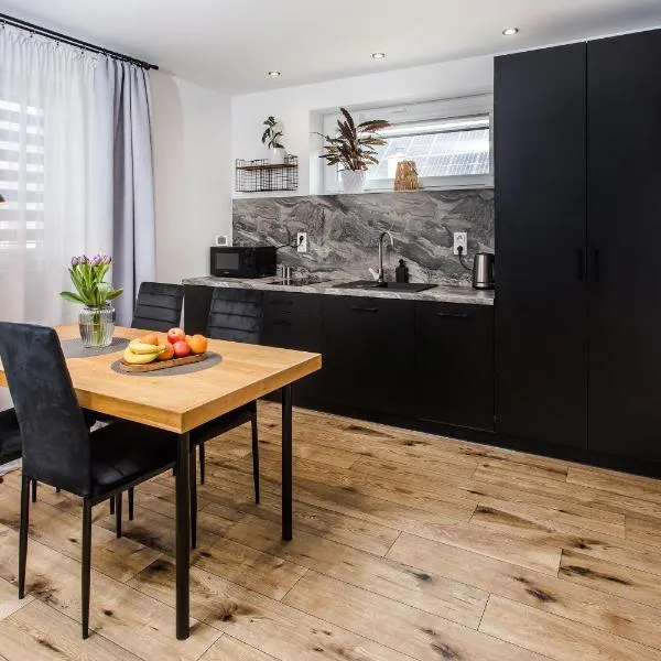 Apartamenty na Wierobieja NOWE, hotel v destinaci Hajnówka
