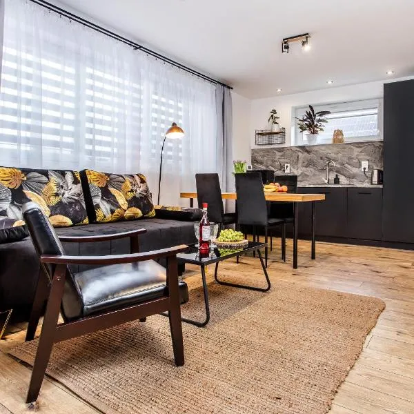 Apartamenty na Wierobieja NOWE, hotel in Hajnówka