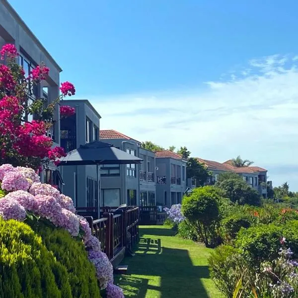 Sorelle's Vista OR Luxury 1-Bedroom Apartment, hotel in Plettenberg Bay