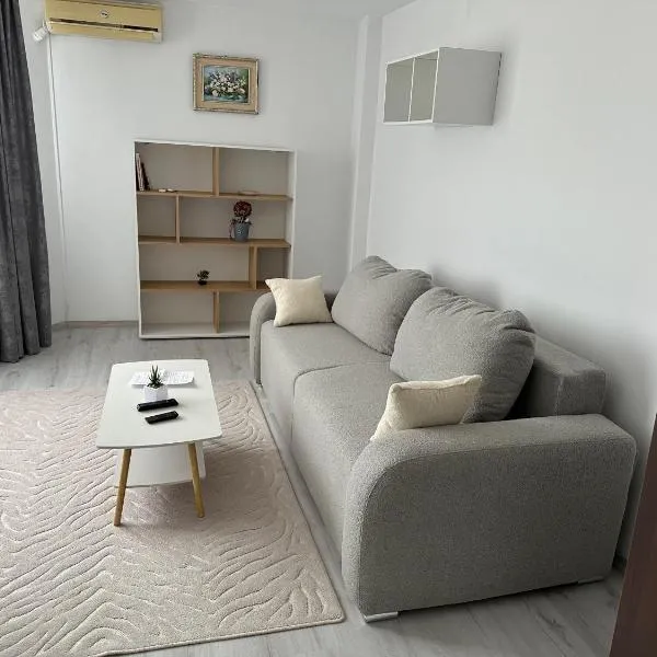 Apartament Amalia, hotel en Roman