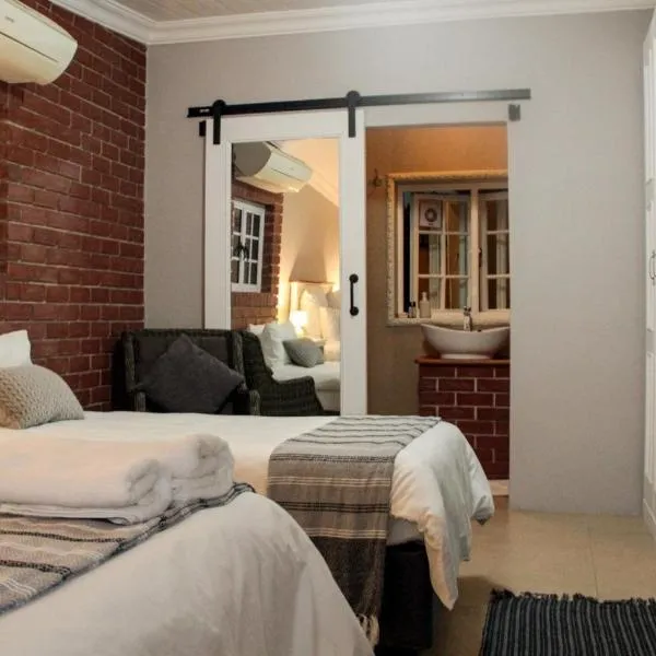 Firehouse selfcatering Garden Cottage no 2, hotel di Wellington