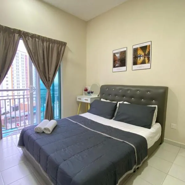 Deluxe Double Room by Zana Homestay Mesahill, hotel in Nilai