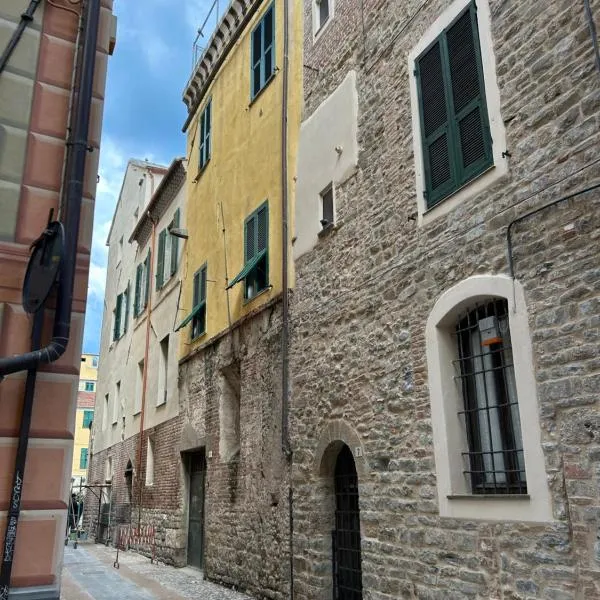 navone10, hotel in Albenga