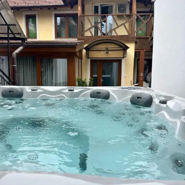 Real home 1, hotel v destinaci Sibiu