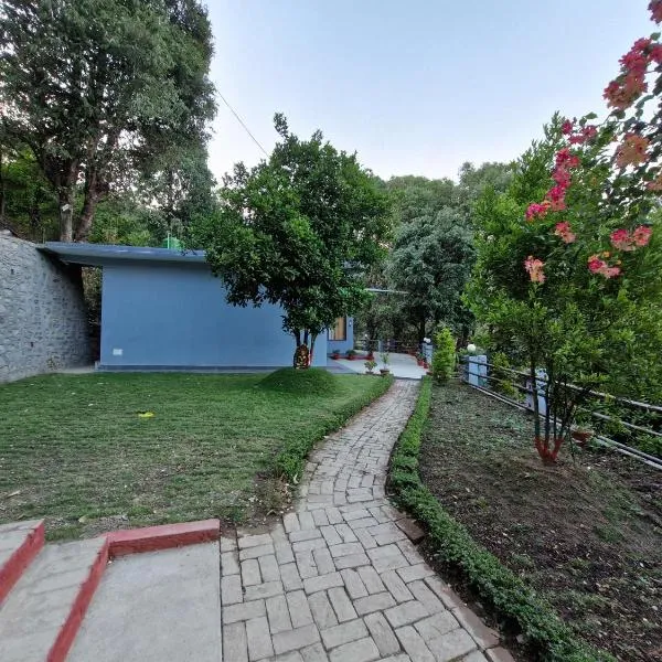 Bajoon homestay, hotel v destinaci Bhimtal