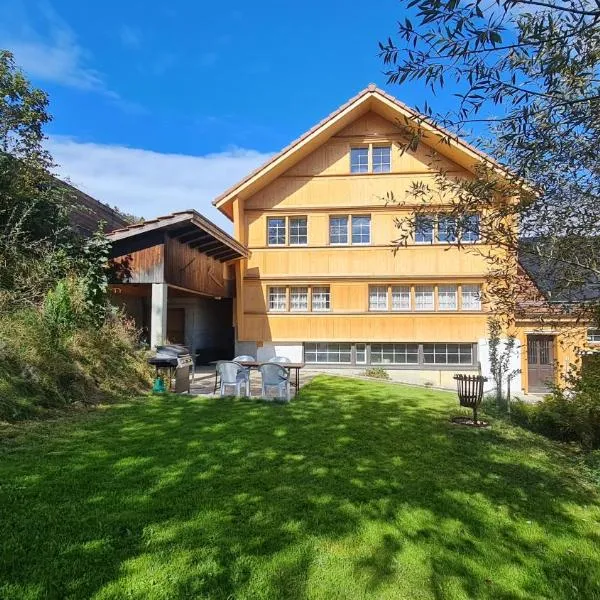 Grosses Ferienhaus für traumhafte Familienferien im Appenzellerland, ξενοδοχείο σε Σπάιχερ