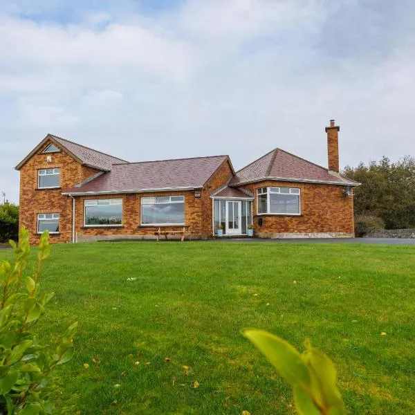 Red Brick House Rosses Point, hotel in Sligo