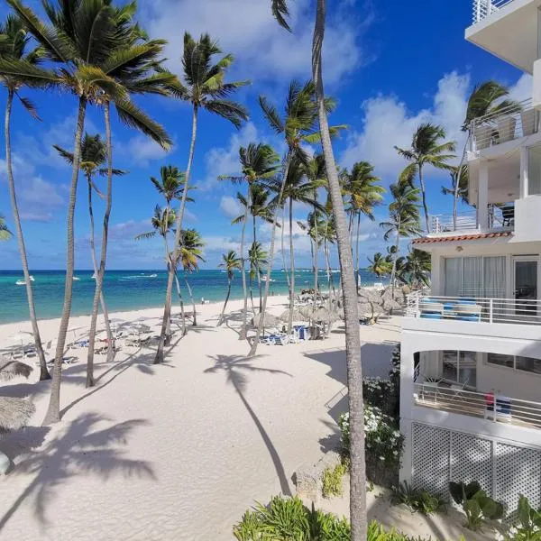 CARIBBEAN DREAM Villas & Apartments ocean view Playa LOS CORALES, hotel v destinaci Punta Cana