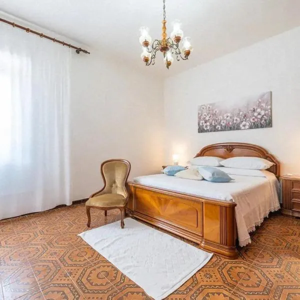 Teulada Rustic Charm 5, hotel v destinaci Teulada