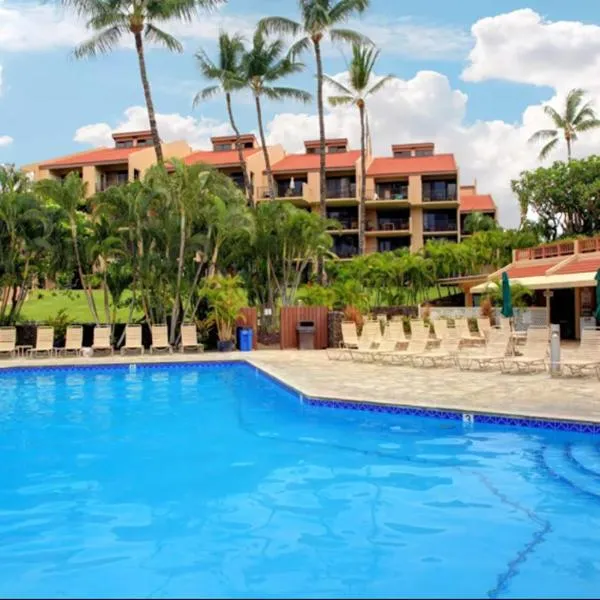 Walk to Beach | Pools & Pickleball in Kihei, Hotel in Wailea