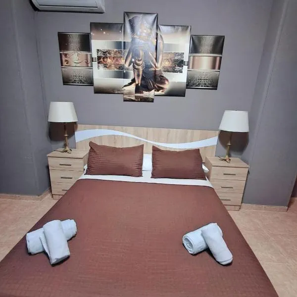 Hostal Doña María, hotel v destinaci Valdemoro
