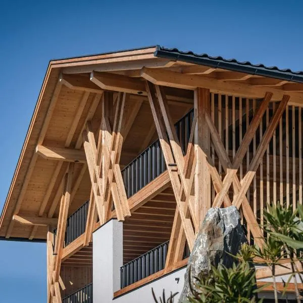 Weinberg-Chalet Steindlgut - Brixen Panorama Luxury Apartments, ξενοδοχείο σε Brixen