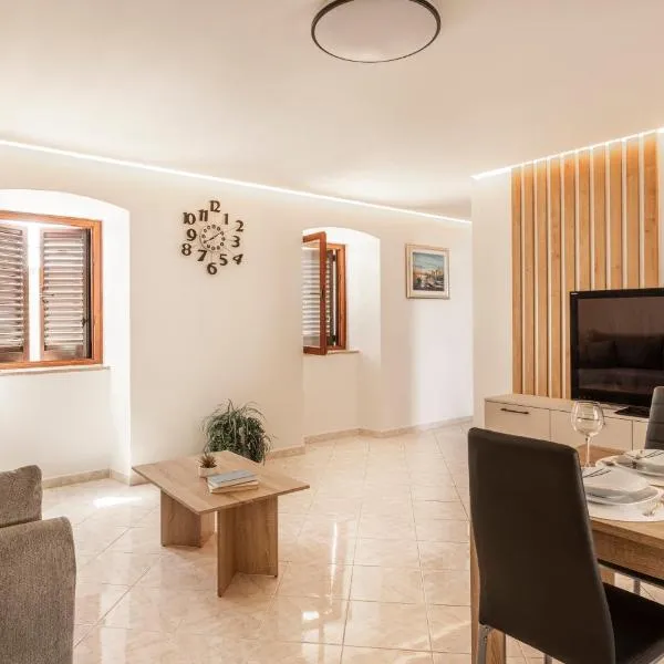 Apartment Klimno、クリムノのホテル