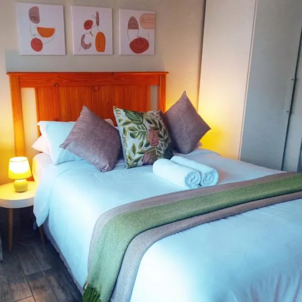 Sugarbird Nest, hotel in East London