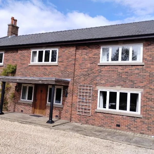 Hoolgrave Cottage, hotel v destinaci Crewe