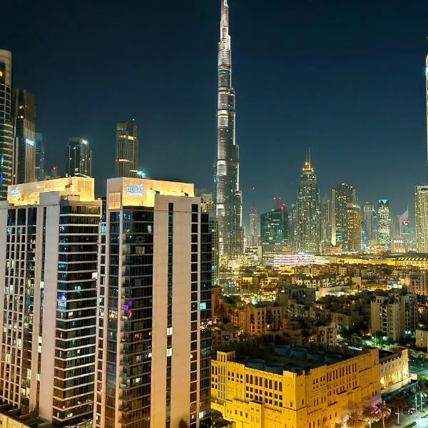 Burj & Beyond - Luxury Stay with Burj Khalifa View, Hotel in Dubai