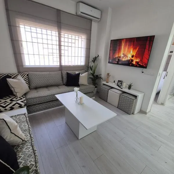 Studio close to Descartes high school, hotel in Rabat