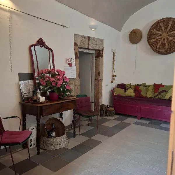 Aghinas, hotell i Bosa