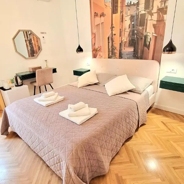 Mala apartment, hotel in Split