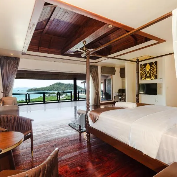 Grand View Panwa Luxury Villa, hotel in Ban Ao Makham