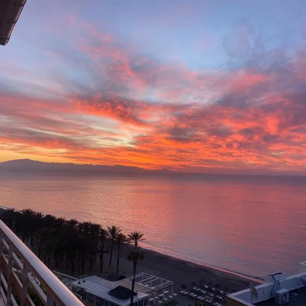 La Roca Suite Balcón al mar, hotel u gradu Toremolinos