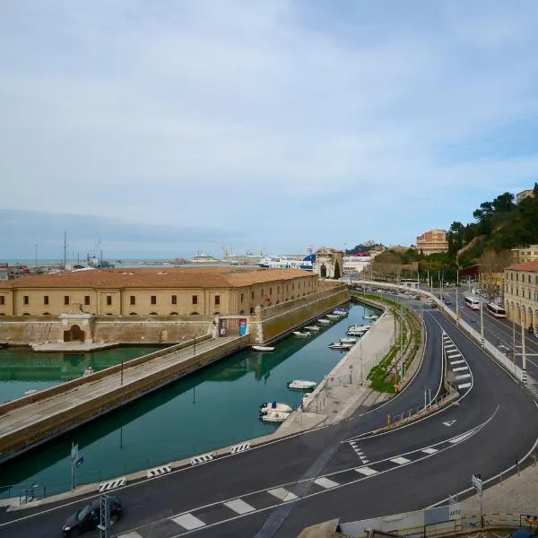 La Mole Apartment, hotel in Ancona