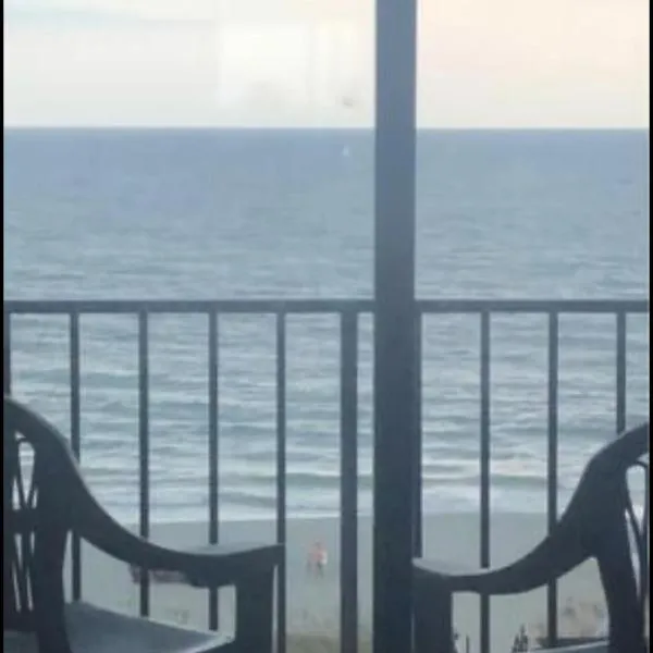 Oceanfront Myrtle Beach Resort efficiency 503 Renaissance Tower, khách sạn ở Myrtle Beach