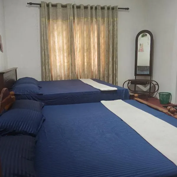 අඹ සෙවණ, hotel v destinaci Anuradhápura