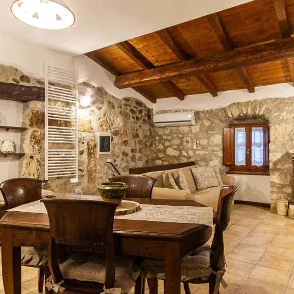 La Casa nella pietra suite Gargano, hotel a Vico del Gargano