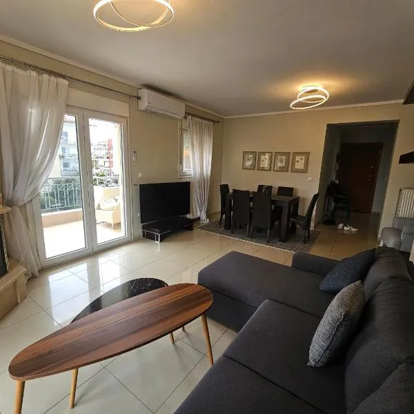 Rest & Nest Luxury Apartment, hotel in Perea